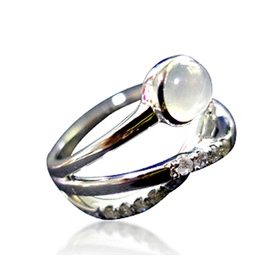 Twine Stylish Women Vogue Cz Set Sterling Silver 925 Wire Ring