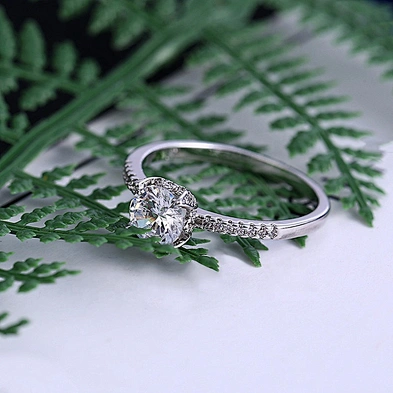 New arrival beauty 1 carat solitaire diamond ring