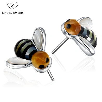925 Sterling Silver Gorgeous Ladies cz Bee Ear Stud Earring