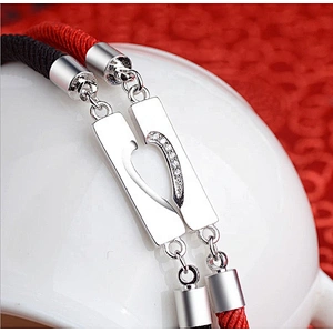 Custom design silver chain leather lock usa bracelet