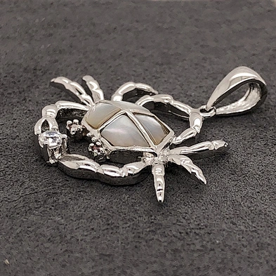 925 Silver Elegant Pretty Ladies Good Gift Cute Crab Pendant With White Pearl Oyster