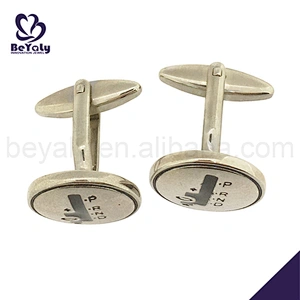 Round shape big V alphabet cufflinks and tie pins