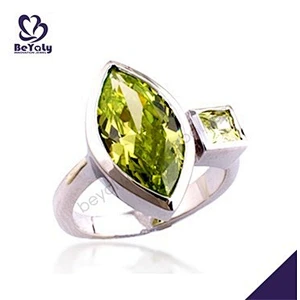 Delicate olive and square shape silver jewelry amber polish