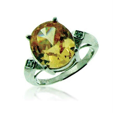 Charming green gemstone shiny silver thailand diamond rings