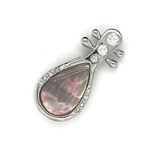 Popular New Pure Silver Chinese Musical Instrument Pipa Shape Elegant Women Shell Pendants