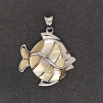 China Direct Supplier Cute Birthday Gift Sea Fish Charm Pendant With Shell
