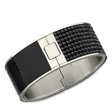 Beautiful Woman Hunting Black Teen Design Your Own Taiwan Rhodium Jewelry