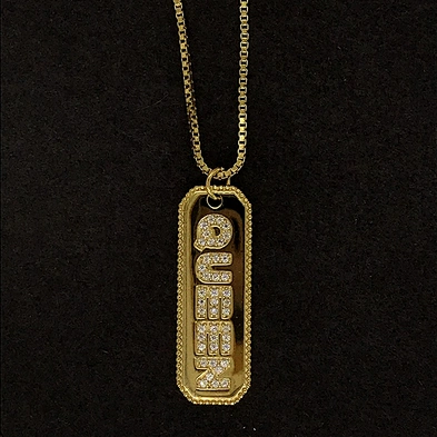Wholesale Gold Plating Silver Cz Couples QUEEN Alphabet Letter Pendant Necklace