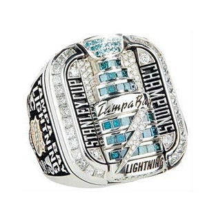 Wholesale statement stainless steel military bird shaped ring for men