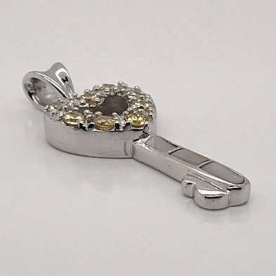 Generous Sterling Silver Gem-Studded Heart White Shell Key Shape Female Pendants