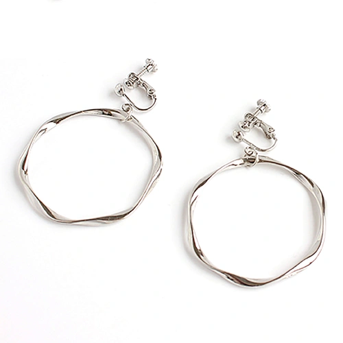 Simple geometry large circle earrings without piercings exaggerated earrings feminine style studs