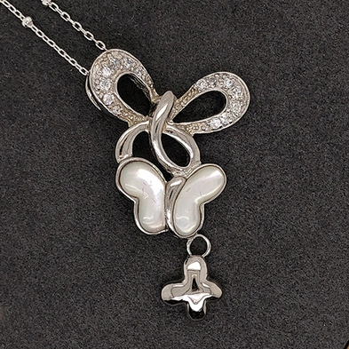 Wholesale Fashion Girls Three Lovely Butterflies Fly Design 925 Silver Charms
