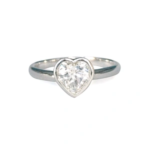 Fashion simple heart stone design plated white gold ring set