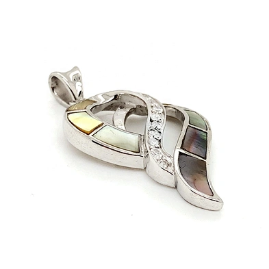 Ocean Style Heteromorphic Heart Design Colored Shell Charm Cz Pendant