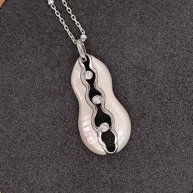 Refined Natural Pink Shell Silver Calabash Design Cheap Necklace Pendant