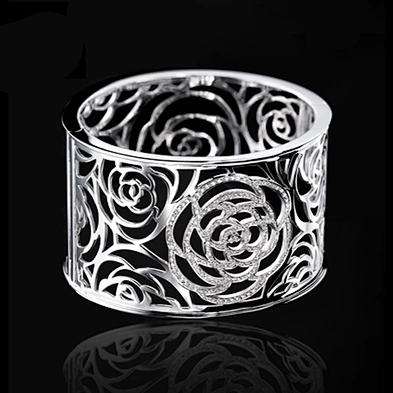 Unique style flower design buckingham jewellery bangle
