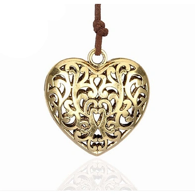 Hollow engraved heart cuban link chain hip hop necklace