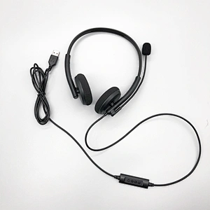 OEM fashional  lightweight  noise cancelling earphone with mic usb headphone USB-886