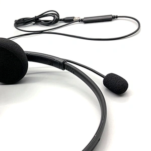 OEM fashional  lightweight  noise cancelling earphone with mic usb headphone USB-886