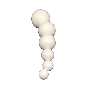 Refractory alumina