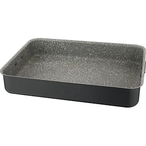 Rectangular baking pan