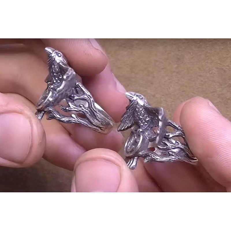 Making silver ring 
