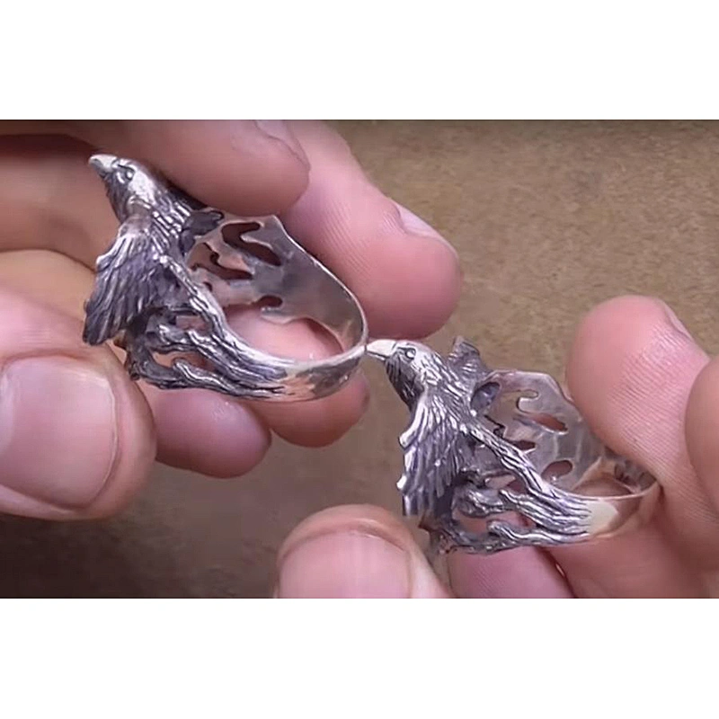 Making silver ring 
