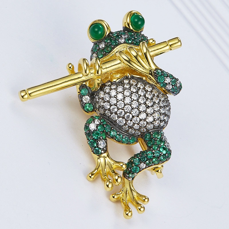 The frog flute music instruments 925 silver brooch,animal silver jewellery,Dress collocation jewelry chest,