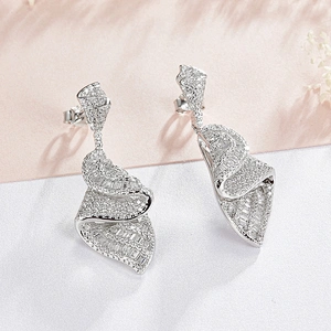 Shiny earrings jewelry,drop earrings,925 silver earrings,Inlay zircon,www.missgjewelry.com