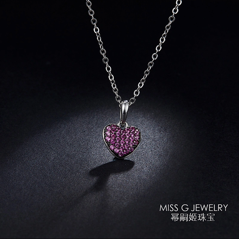 Zircon heart-shaped pendant inlaid with purple zircon