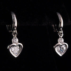 Zircon loving Earrings large jewelry factory,OEM/ODM Jewelry Trade processing customized,Wholesale jewelry manufacturer