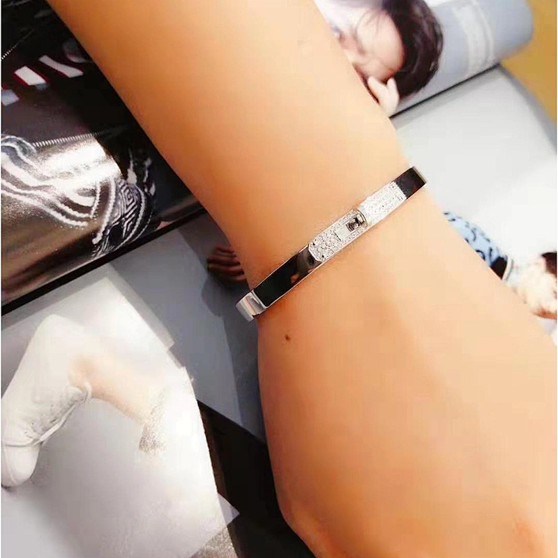 Zircon Bracelet Fashion Bracelet large jewelry factory,OEM/ODM Jewelry Trade processing customized,Wholesale jewelry manufacturer