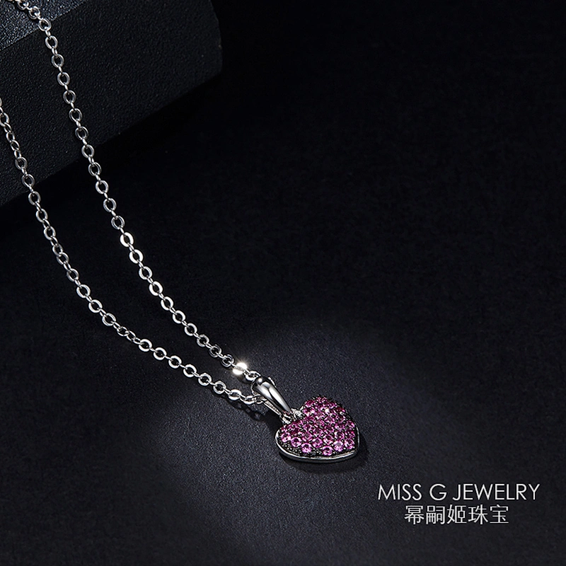 Zircon heart-shaped pendant inlaid with purple zircon