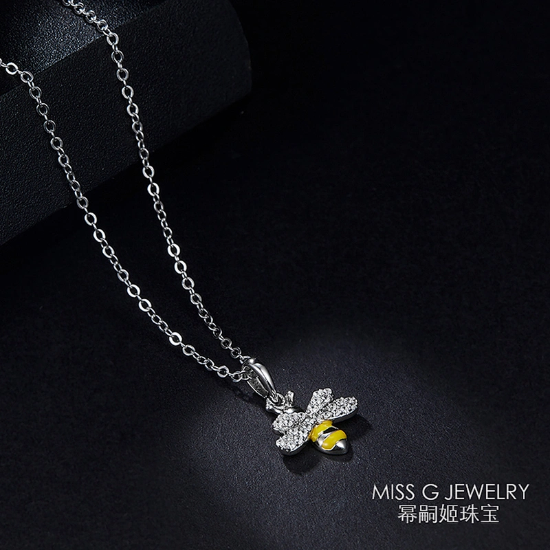 Zirconium inlaid bee Pendant OEM/ODM Jewelry Trade processing customized,Wholesale jewelry manufacturer