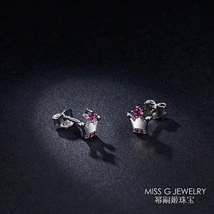 Fashion 925 Silver Earrings Temperament Ear Nails Manufacturer Customized Wholesale Ruby Crown Style