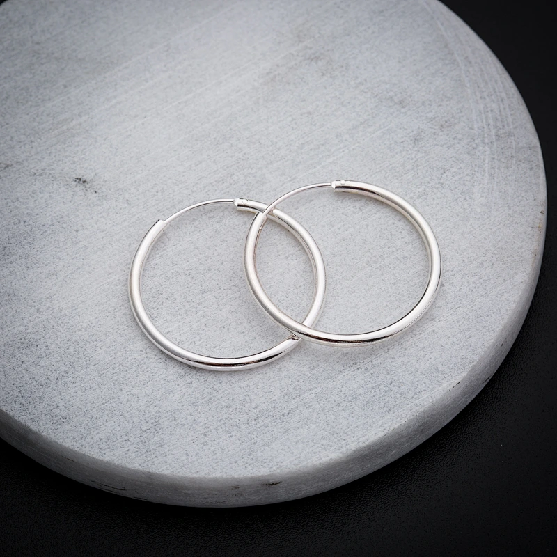 Anti allergy earrings with big earrings large jewelry factory,OEM/ODM Jewelry Trade processing customized,Wholesale jewelry manufacturer