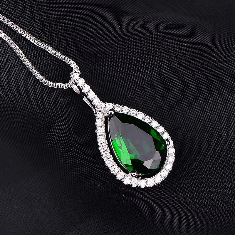 925 Silver Emerald Pendant large jewelry factory,OEM/ODM Jewelry Trade processing customized,Wholesale jewelry manufacturer