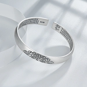 Chinese wind and silver bracelet charm bracelets large jewelry factory,OEM/ODM Jewelry Trade processing customized,Wholesale jewelry manufacturer