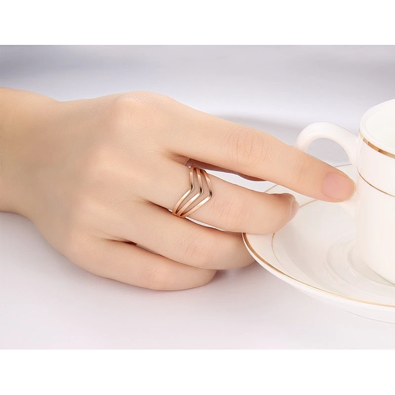 925 Silver sterling silver rings simple engagement rings large jewelry factory,OEM/ODM Jewelry Trade processing customized,Wholesale jewelry manufacturer