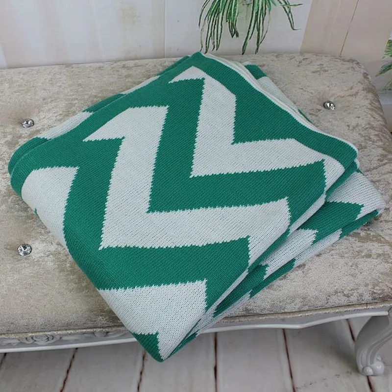 100% Acrylic Chevron Hot Selling Bed Use Jacquard Knit  Throw