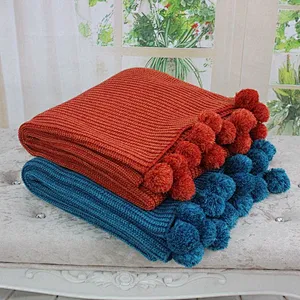 100%Acrylic Sofa Decorative Factory Knitted Pompom Blanket Throw