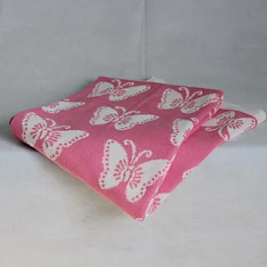 100% Cotton Super Soft Hot Selling Bear Pattern Knitted Baby Blanket