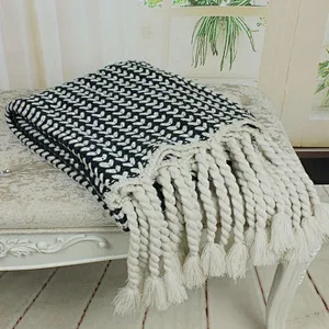 3D 100% Acrylic Sofa Decorative Soft  Knitted Throw With Fringes
