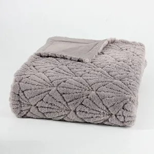 100% Polyester Hot Selling Quilted Rabbit Fur Throw For Bed