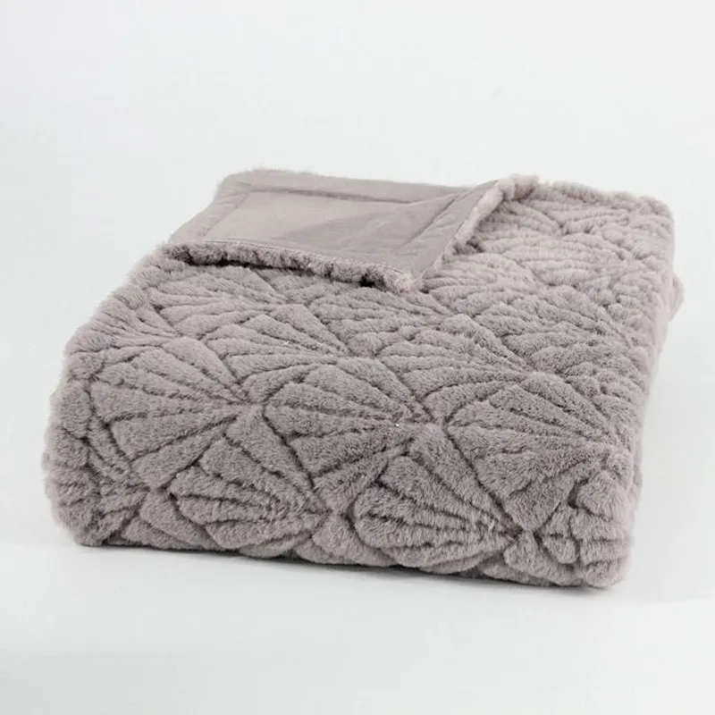 100% Polyester Hot Selling Quilted Rabbit Fur Throw For Bed