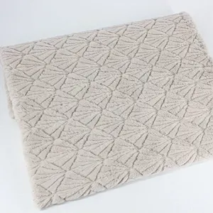 100% Polyester Hot Selling Quilted Rabbit Fur Throw For Bed