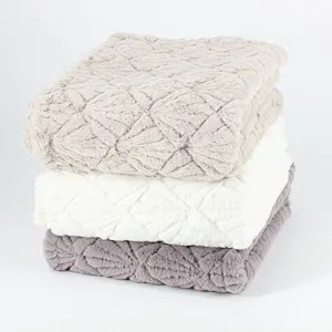 100% Polyester Hot Selling Quilted Rabbit Fur Throw For Bed