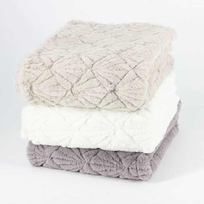 100% Polyester Hot Selling Quilted Rabbit Fur Throw For Bed