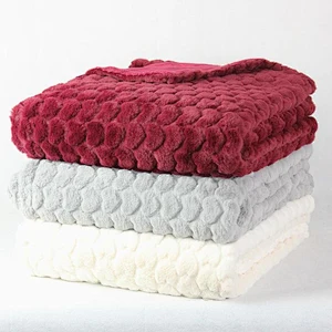100% Polyester Heart Embossed Rabbit Fur Throw For Bed