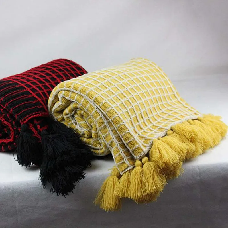 100% Acrylic Jacquard Check Knitted Throw with Tassels